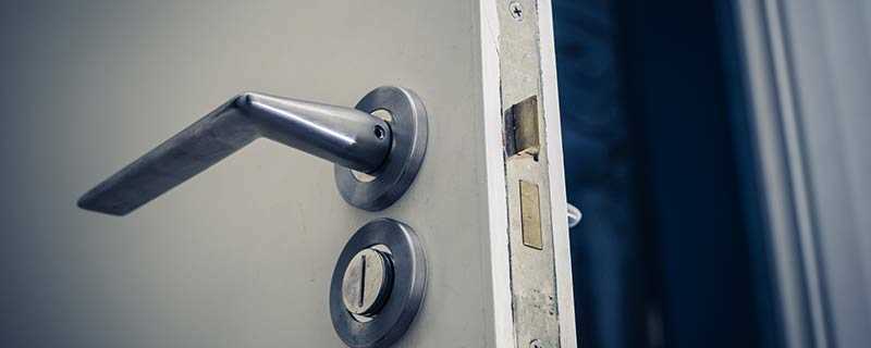 防盗门里面反锁外面能打开吗 防盗门里面反锁外面可以打开不